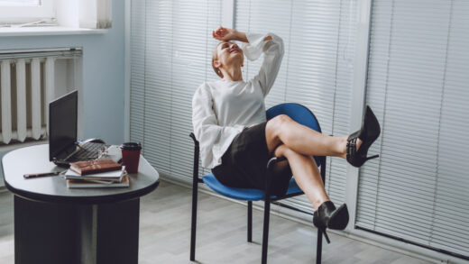 Metoda małych kroków w pracy nad sobą – jak wytrwać w postanowieniach?